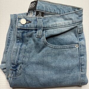 BDG Girlfriend High-Rise Cropped Jeans - Size 26